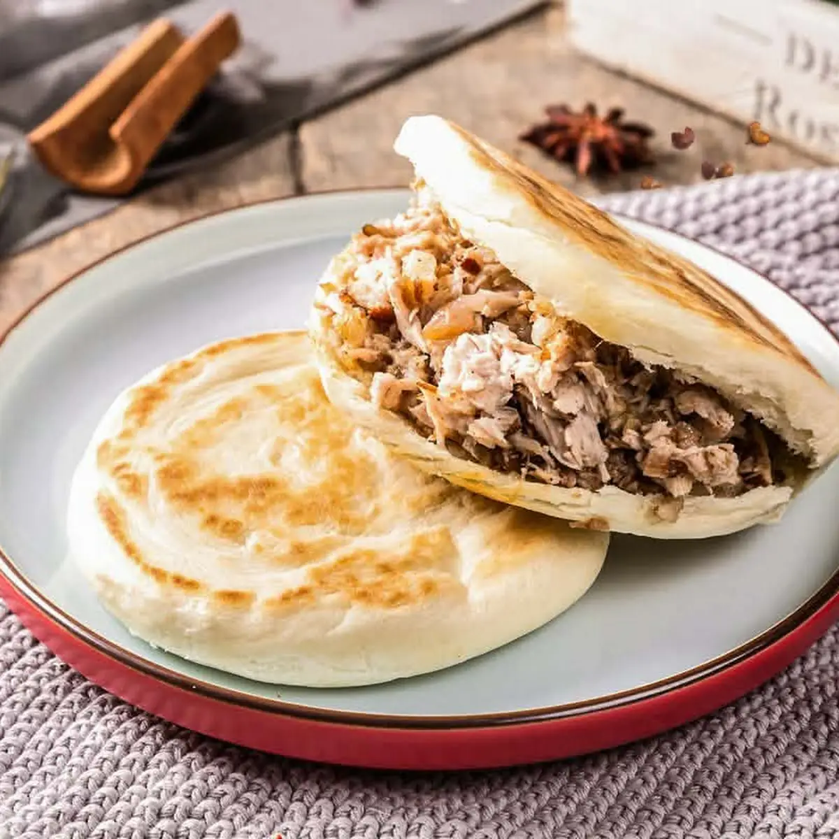 chinese burger pork 肉夹馍